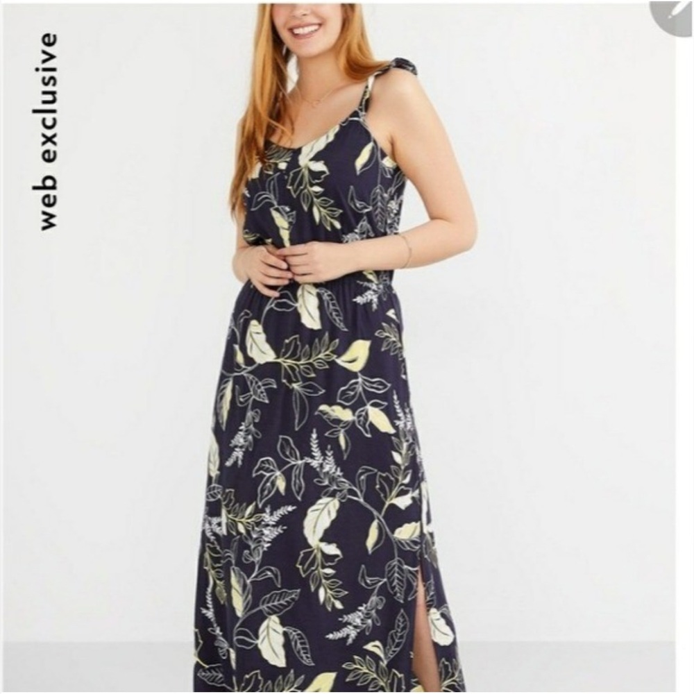 Plus Size Curvy Reitman’s Foliage Print Maxi Dress (Size 3X)